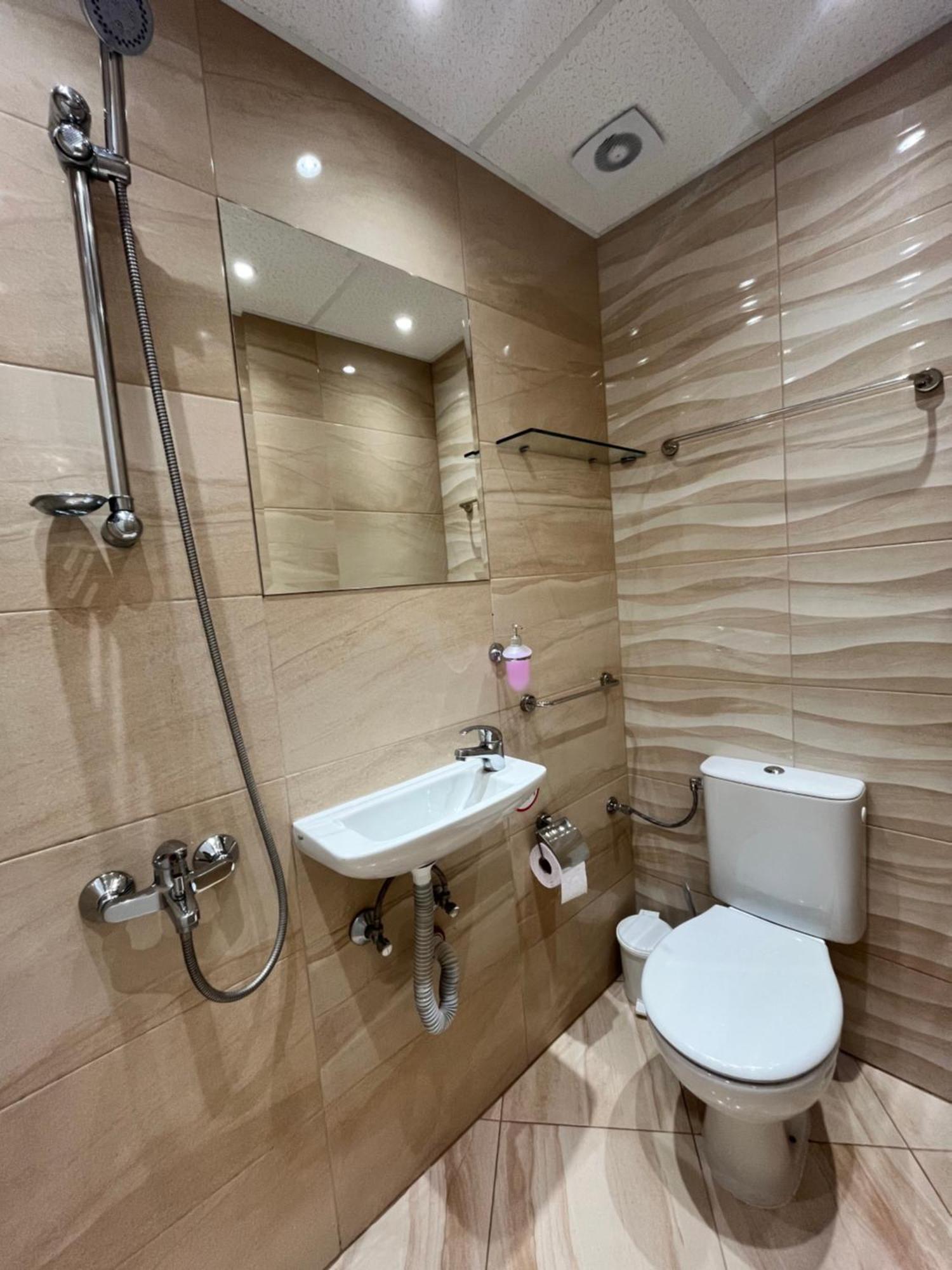 Guesthouse Zornitsa Chisarja Exteriör bild